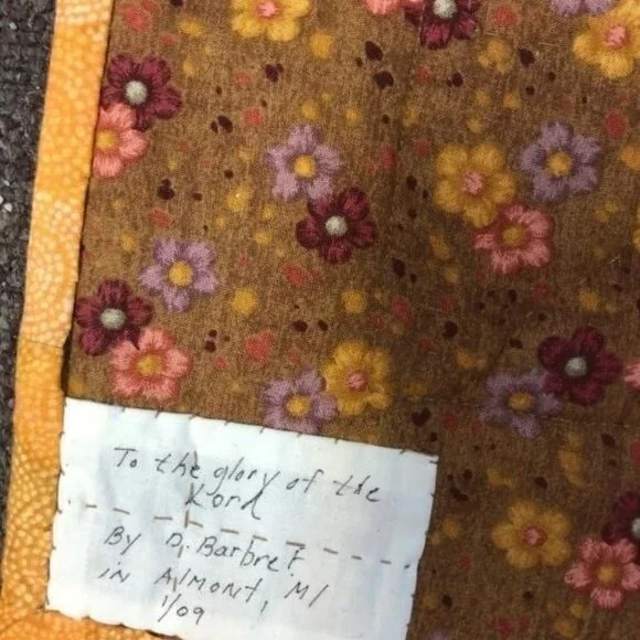 Handmade Fall Theme Lap Quilt 40x57 EUC